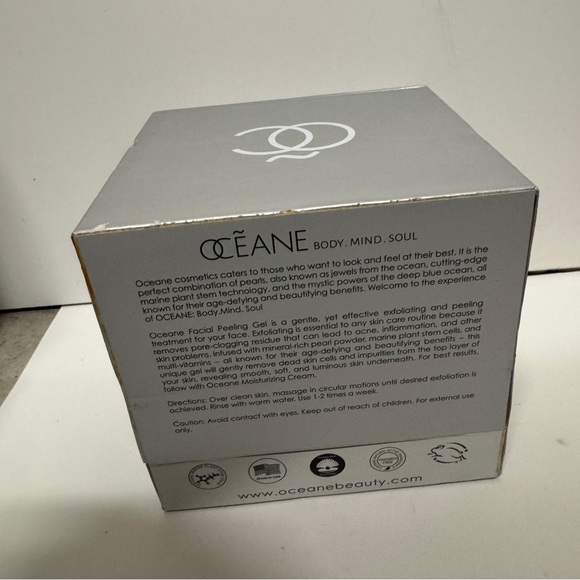 Oceane White Pearl Facial Peeling Gel 1.7 OZ - Picture 2 of 2